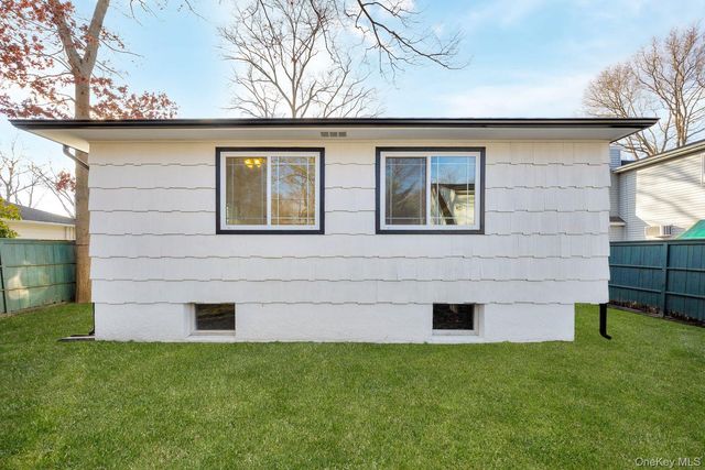 259 Harrison Avenue, Miller Place, NY 11764