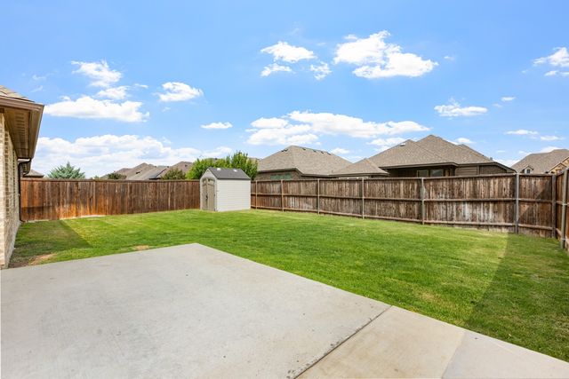 11724 Tuscarora Drive, Fort Worth, TX 76108