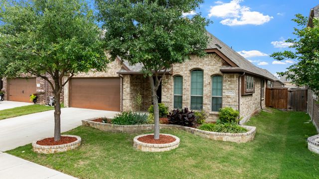 11724 Tuscarora Drive, Fort Worth, TX 76108