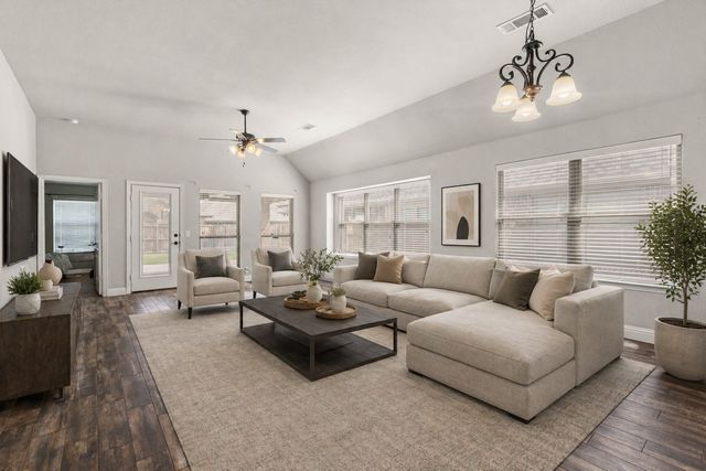 11724 Tuscarora Drive, Fort Worth, TX 76108