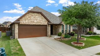 11724 Tuscarora Drive, Fort Worth, TX 76108