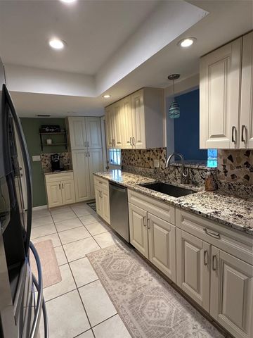 1361 OAKBROOK DRIVE, Largo, FL 33770