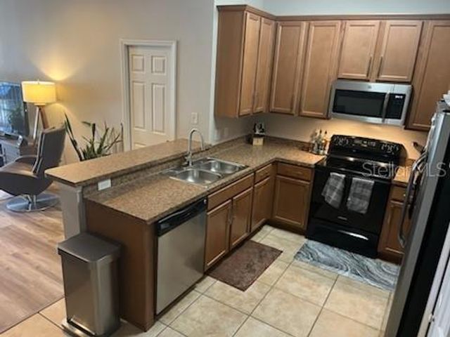 469 GLASTONBURY DRIVE, Orlando, FL 32825