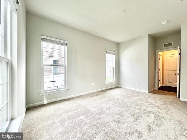 5611 SAVANNAH DR, Brandywine, MD 20613