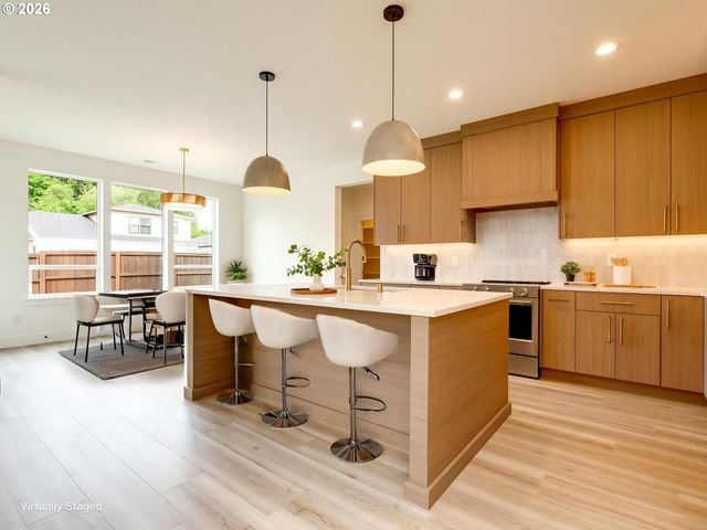 11000 Ne 55TH Ave, Vancouver, WA 98686