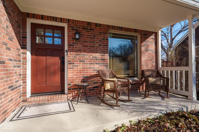 8413 La Habra Lane, Indianapolis, IN 46236