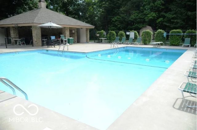 8413 La Habra Lane, Indianapolis, IN 46236