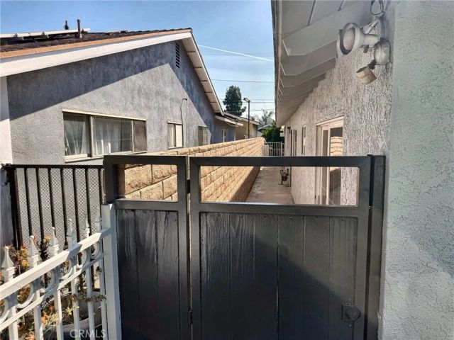 10204 Gerald Avenue, North Hills, CA 91343