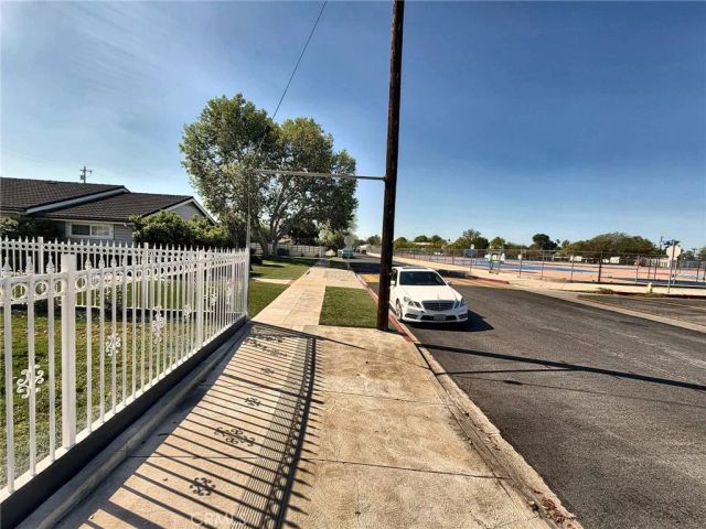 10204 Gerald Avenue, North Hills, CA 91343