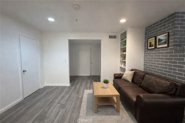 10204 Gerald Avenue, North Hills, CA 91343