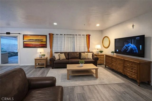 10204 Gerald Avenue, North Hills, CA 91343