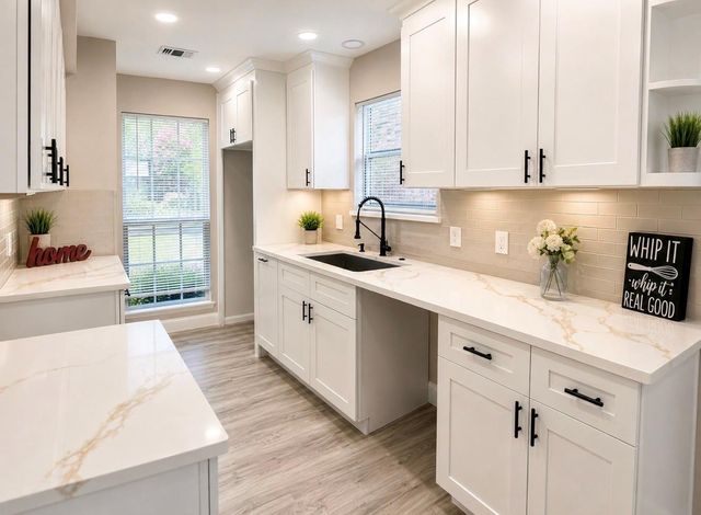 8622 Elm Lake Dr, Houston, TX 77083