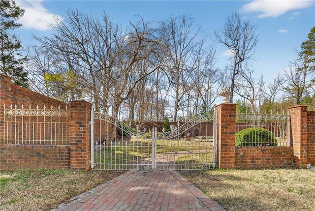 3316 Rockingham Road, Greensboro, NC 27407