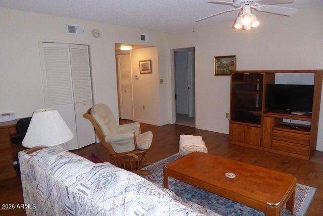 10330 W THUNDERBIRD Boulevard A127, Sun City, AZ 85351