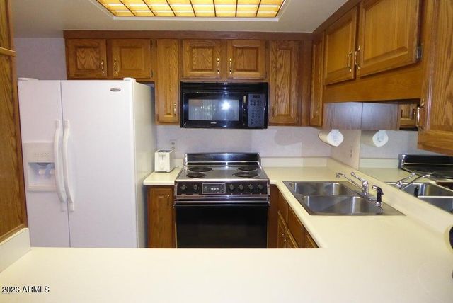 10330 W THUNDERBIRD Boulevard A127, Sun City, AZ 85351