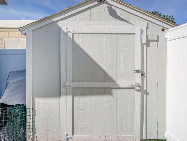 70200 Dillon Road 425, Desert Hot Springs, CA 92241