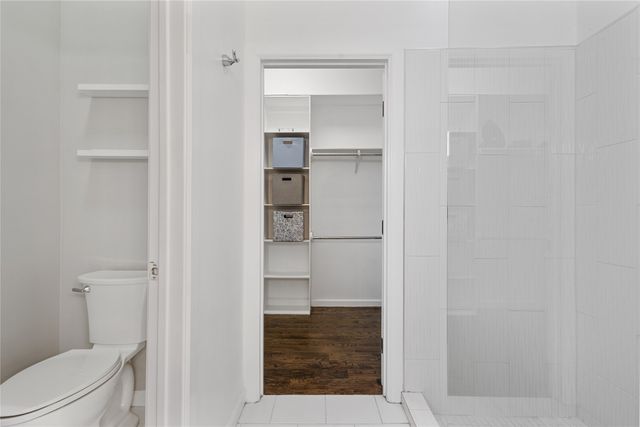 2534 Gladstone Drive, Dallas, TX 75211