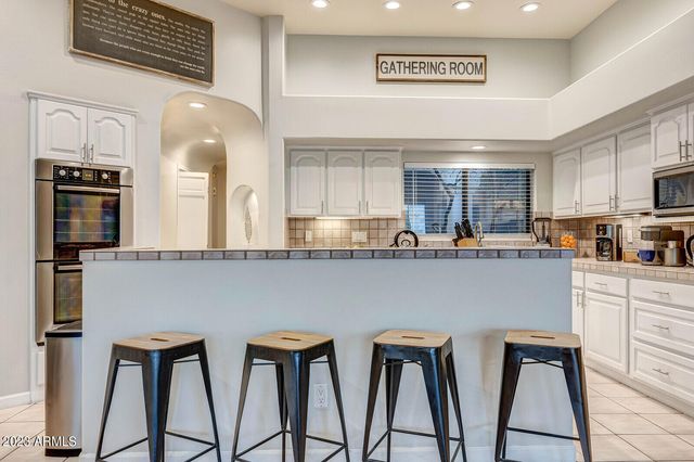 8161 E ALAMEDA Road, Scottsdale, AZ 85255