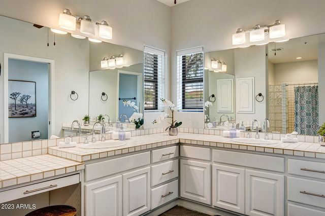 8161 E ALAMEDA Road, Scottsdale, AZ 85255