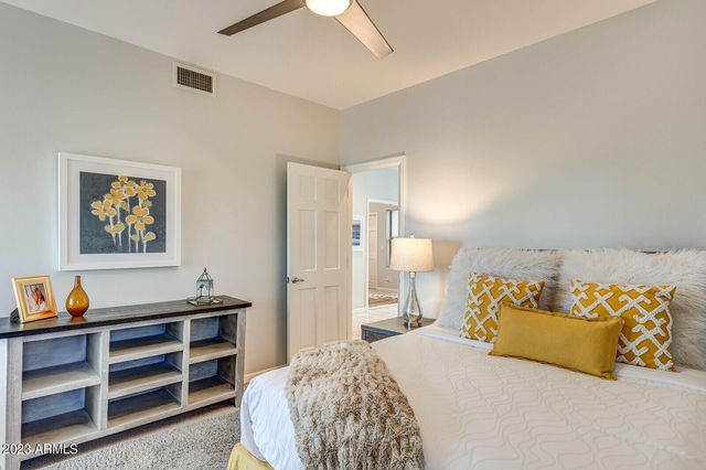 8161 E ALAMEDA Road, Scottsdale, AZ 85255