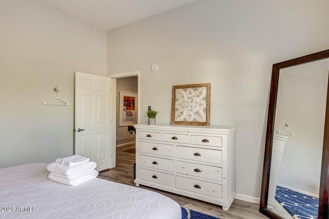 8161 E ALAMEDA Road, Scottsdale, AZ 85255