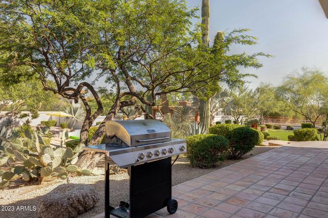 8161 E ALAMEDA Road, Scottsdale, AZ 85255