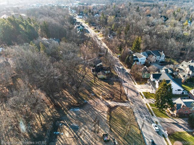 C Randolph Street N, Northville, MI 48167