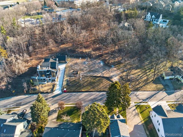 C Randolph Street N, Northville, MI 48167