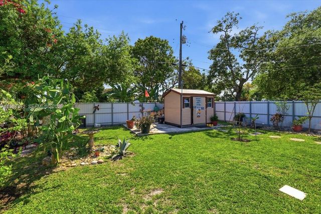 3140 NW 97th St, Miami, FL 33147