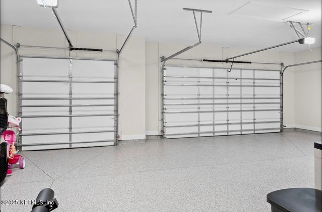 462 HILLENDALE Circle, St. Johns, FL 32259