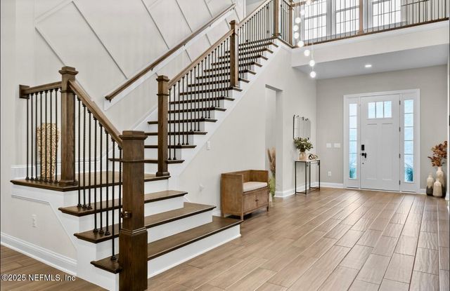 462 HILLENDALE Circle, St. Johns, FL 32259