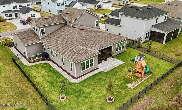 462 HILLENDALE Circle, St. Johns, FL 32259