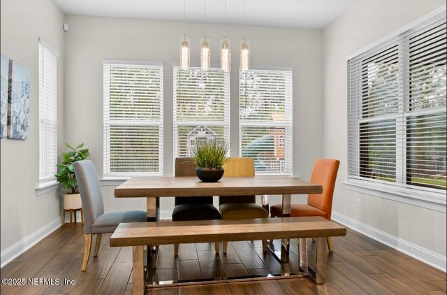 462 HILLENDALE Circle, St. Johns, FL 32259