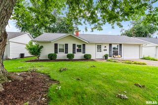 49 WESTMINISTER Drive, Chatham, IL 62629