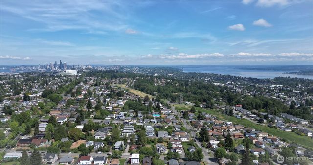 6422 28th Avenue S, Seattle, WA 98108