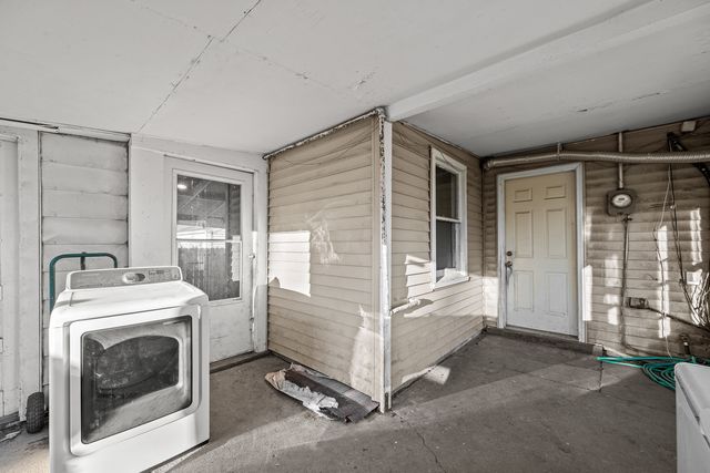 7318 Kelling Street, Davenport, IA 52806