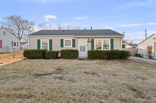 7318 Kelling Street, Davenport, IA 52806