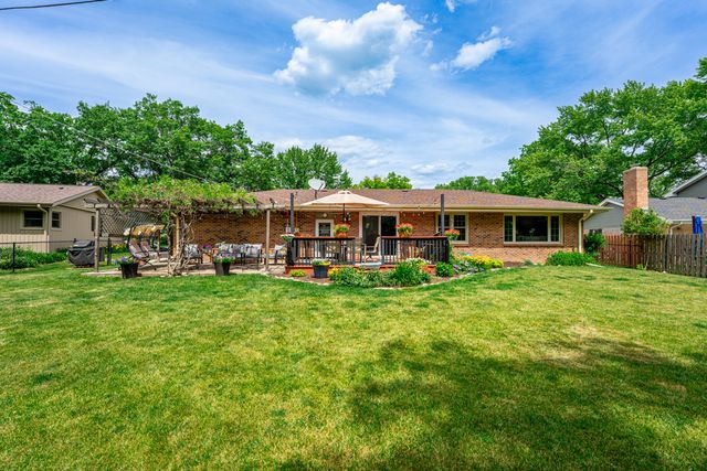 1340 Williamsburg Road, Rockford, IL 61107