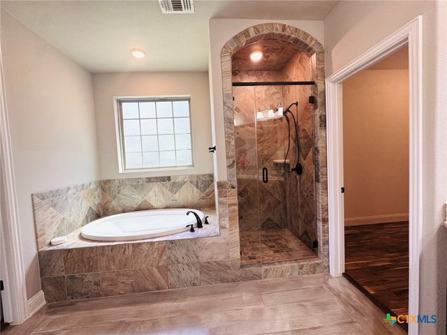 2021 Harvest Drive, Nolanville, TX 76559