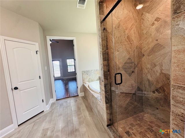 2021 Harvest Drive, Nolanville, TX 76559