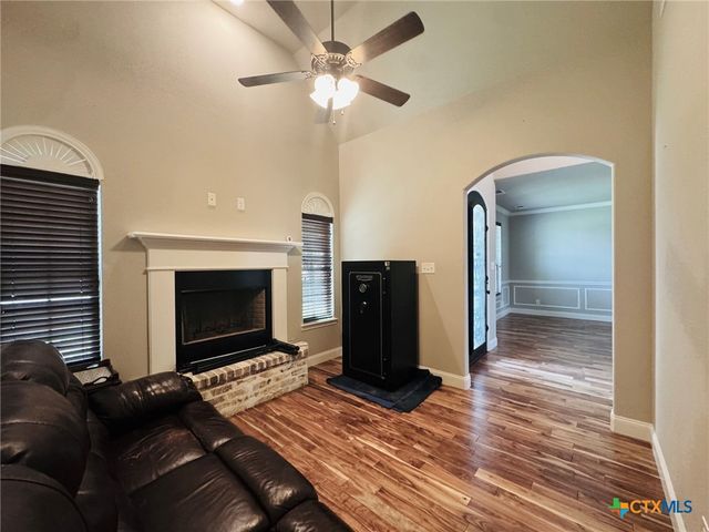 2021 Harvest Drive, Nolanville, TX 76559