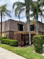 4204 Waterview Circle, Palm Springs, FL 33461