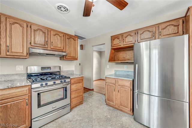 117 Tomahawk Drive, Avon Lake, OH 44012
