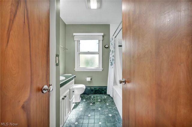 117 Tomahawk Drive, Avon Lake, OH 44012
