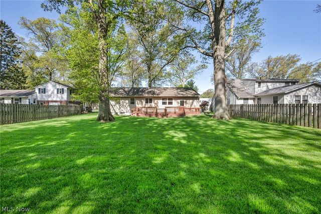 117 Tomahawk Drive, Avon Lake, OH 44012
