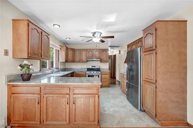 117 Tomahawk Drive, Avon Lake, OH 44012