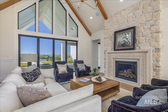 6400 N High Valley, Boise, ID 83714