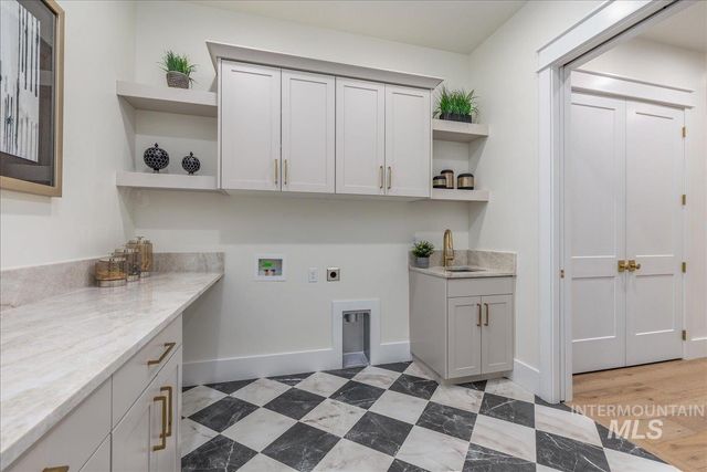 6400 N High Valley, Boise, ID 83714