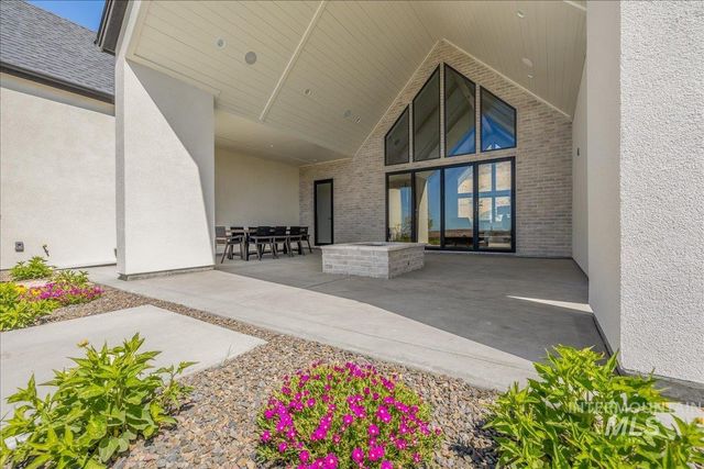 6400 N High Valley, Boise, ID 83714