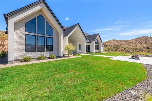6400 N High Valley, Boise, ID 83714